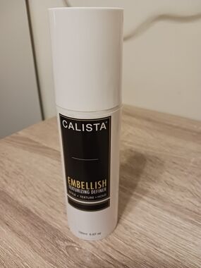 Calista Embellish Texturizing Definer - White